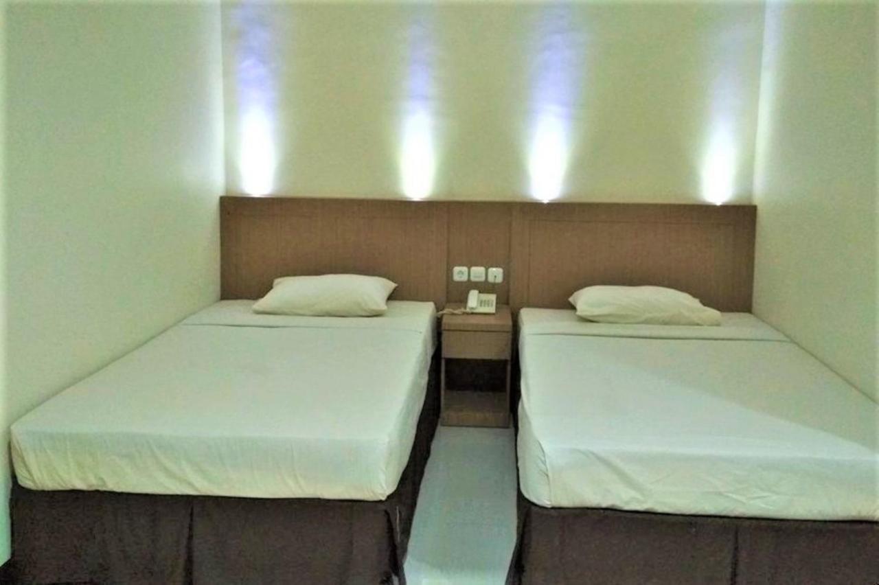 Hotel Segiri Samarinda Esterno foto