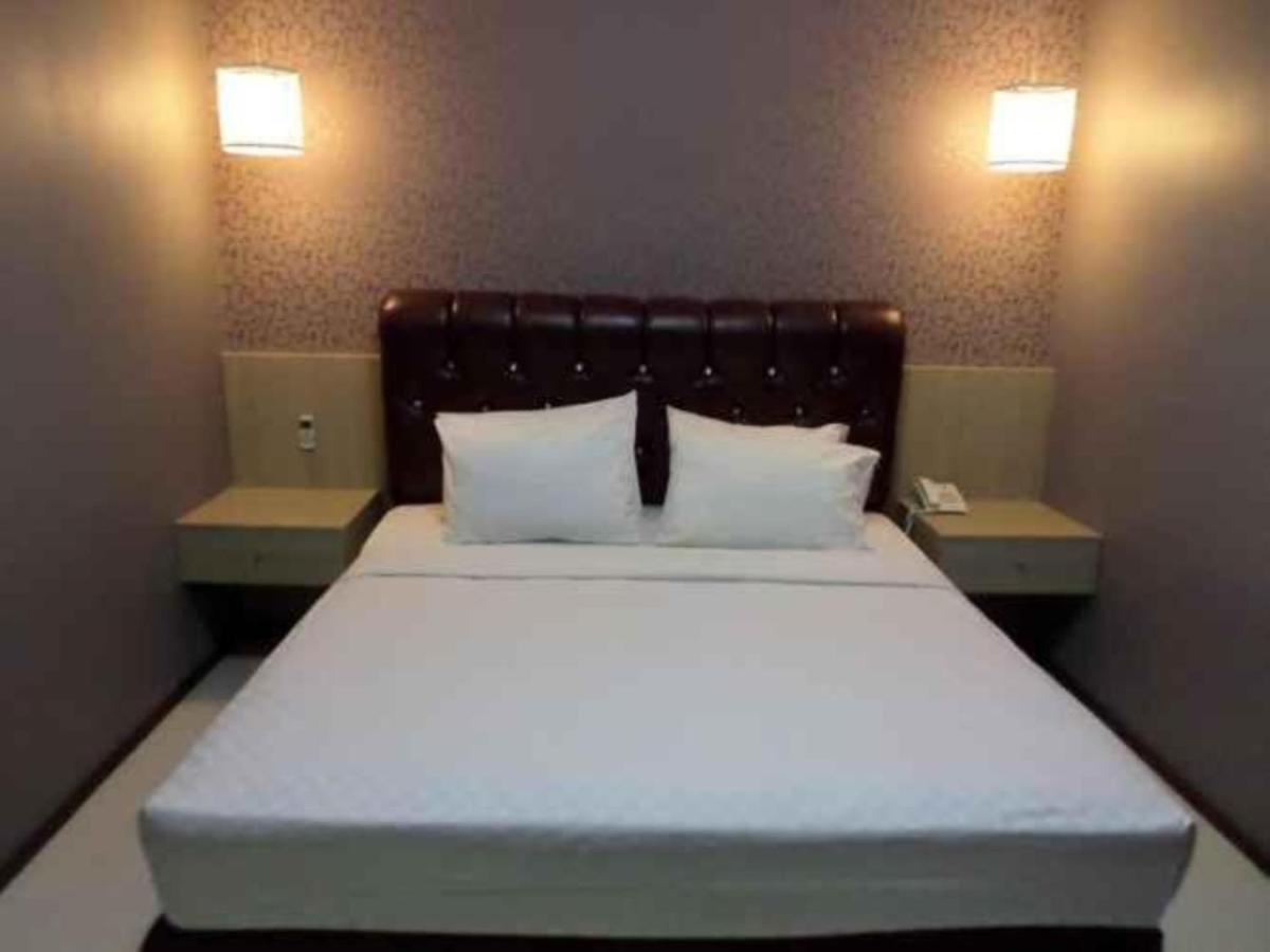 Hotel Segiri Samarinda Esterno foto